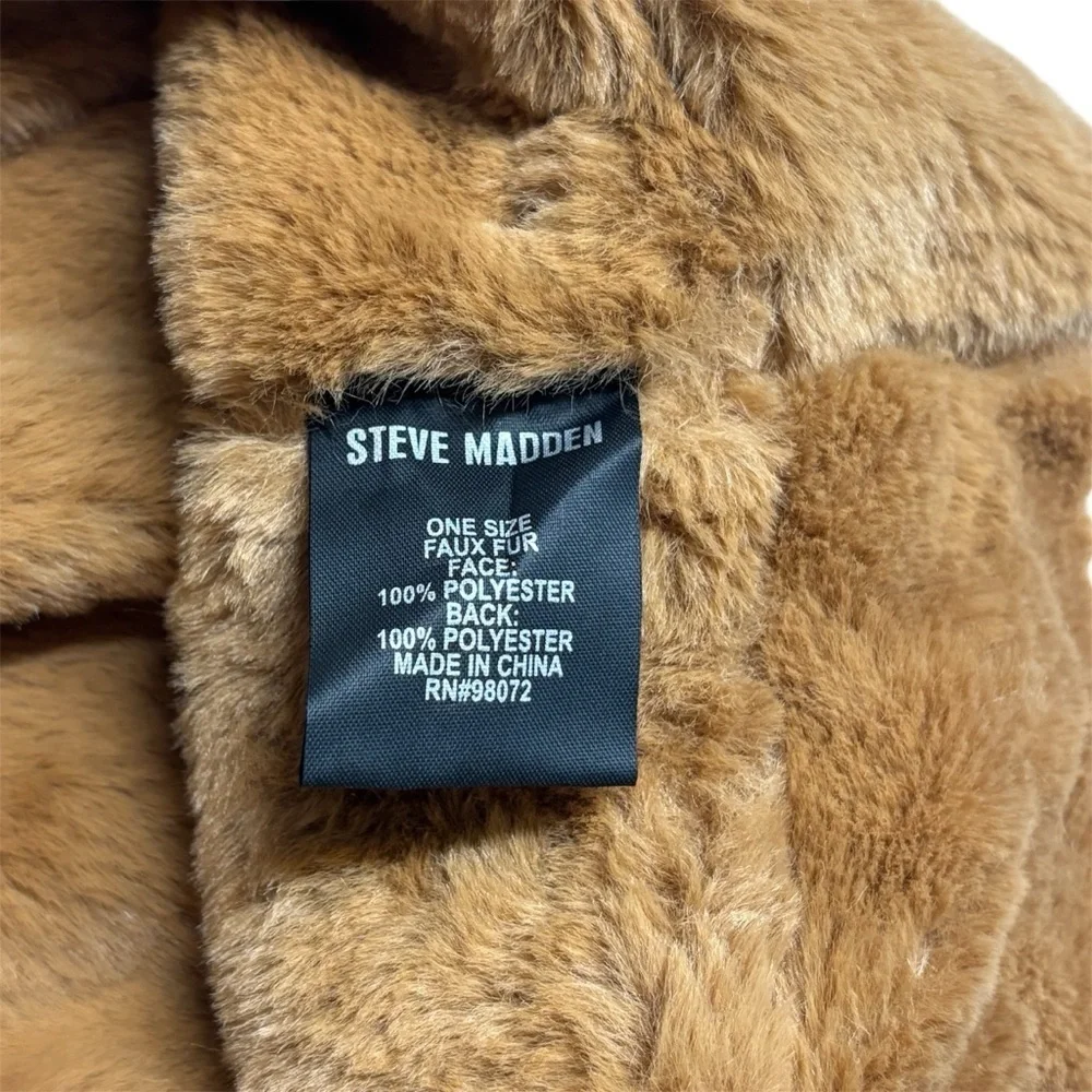 STEVE MADDEN Faux Fur Reversible Bucket Hat